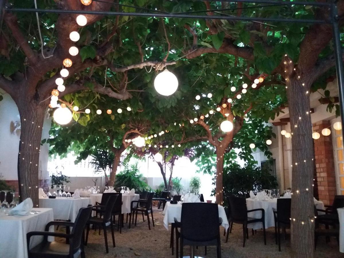 Hotel Restaurant Llansola Sant Carlos de la Ràpita Exteriér fotografie